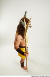 SIMON HAHN_HAHN MINOTAUR WIT SPEAR 4